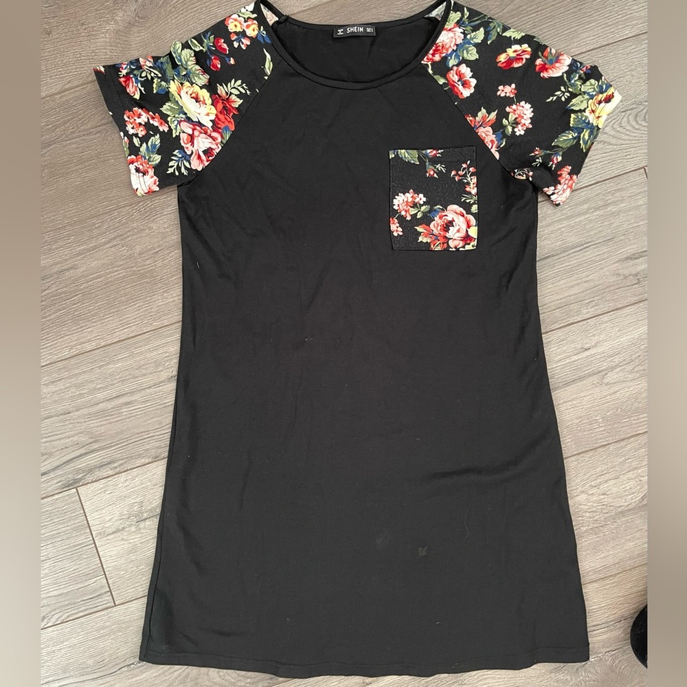 SHEIN Black Short Sleeve T-Shirt Dress